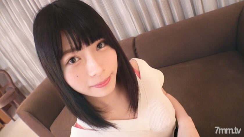 SIRO-4229 【第一枪】【19岁专业学生】【透明x哭痣】19岁越来越淘气的好奇心，是同龄男友无法填满的。房间里回荡的喘气声越来越大..网上AV应用→AV体验拍摄1305