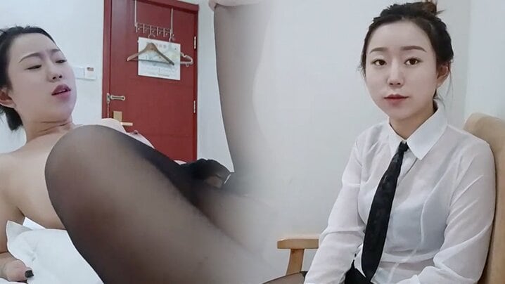[无码] 极品保险女郎上门签单，巨乳诱惑内射到腿软