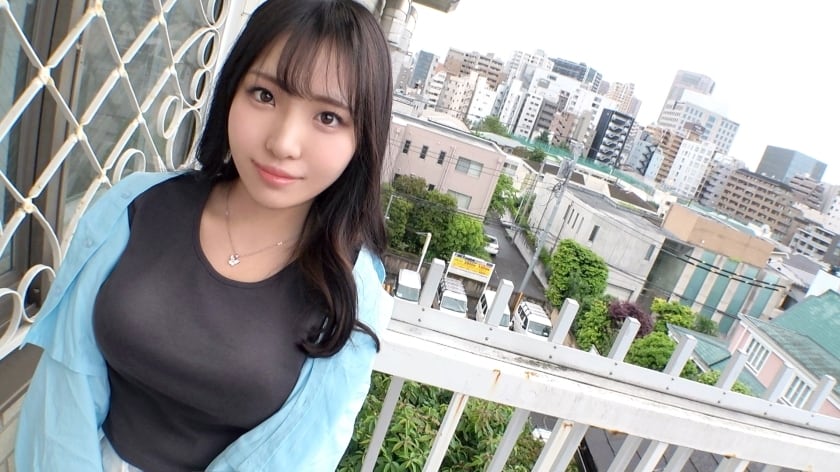 SIRO-5145 [E 乳房 JD 与气味恋物癖] [这个热脸只是透过接吻] 也许我有强烈的性欲...？当你将硬挺的鸡巴插入她敏感的阴户时，她的脸和阴户就会变得光滑！ 【初拍】AV线上申请→AV体验拍摄2058