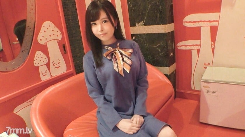 SIRO-3977 【第一枪】【户田惠○香织】【Neat face de M美少女】带可爱酒窝的De М同伴被大公鸡过世，扭曲美颜……【第一枪】网络AV应用→AV体验射击1103